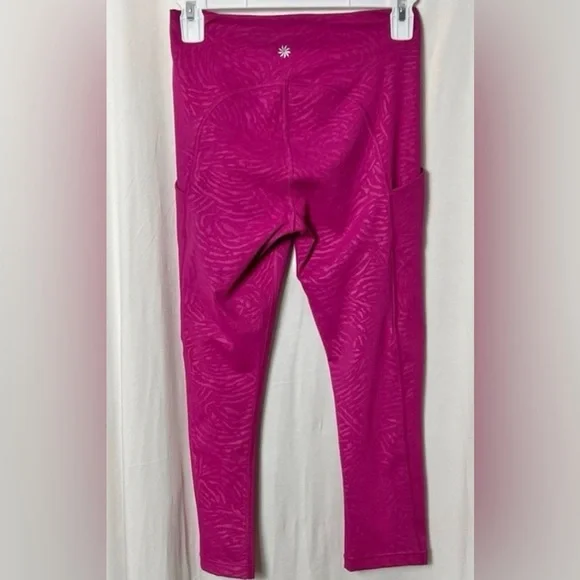 Athleta Fuchsia Ultimate Stash Pocket Printed Capri Size XS - Picture 5 of 9